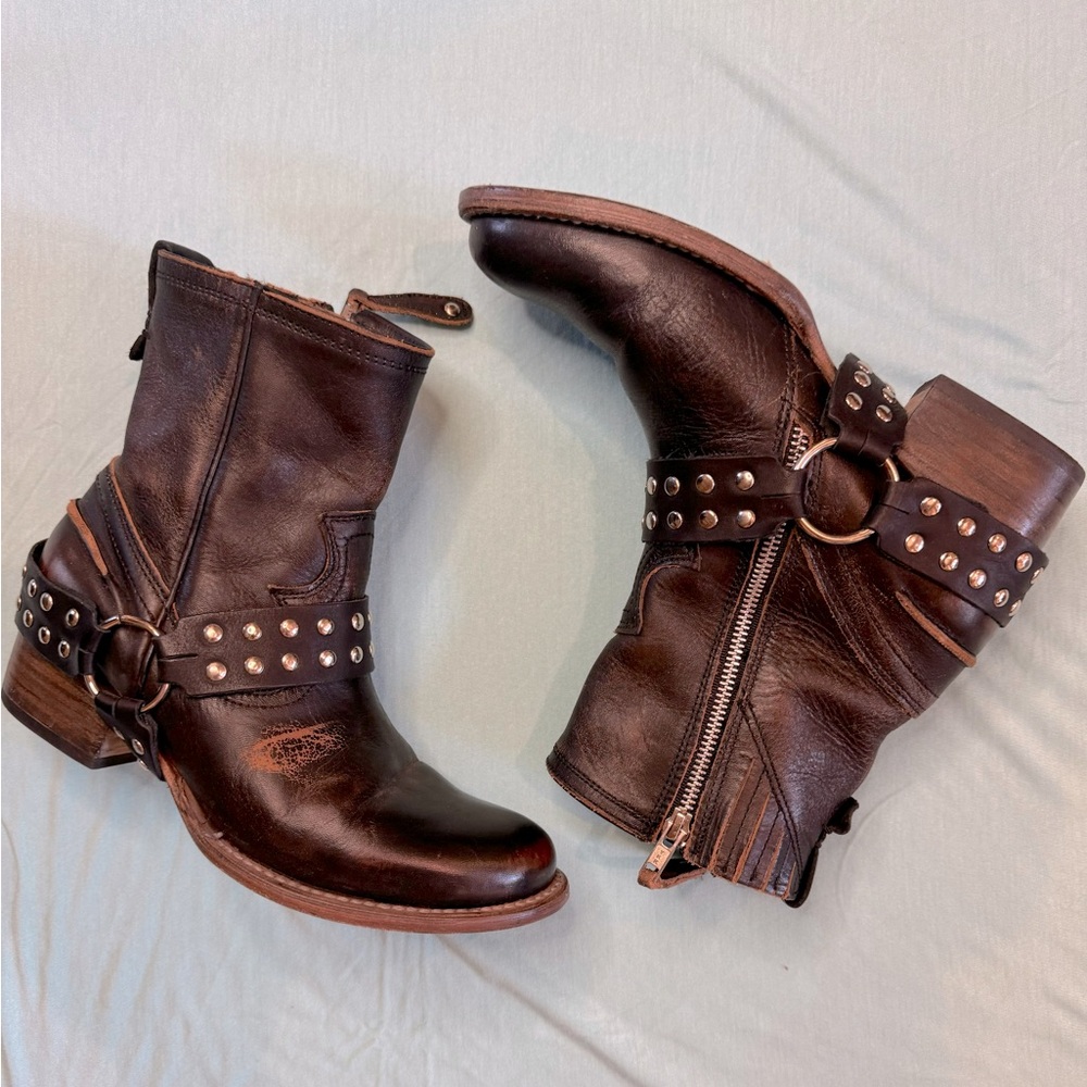 FREEBIRD distressed motorcycle booties. Size 8.